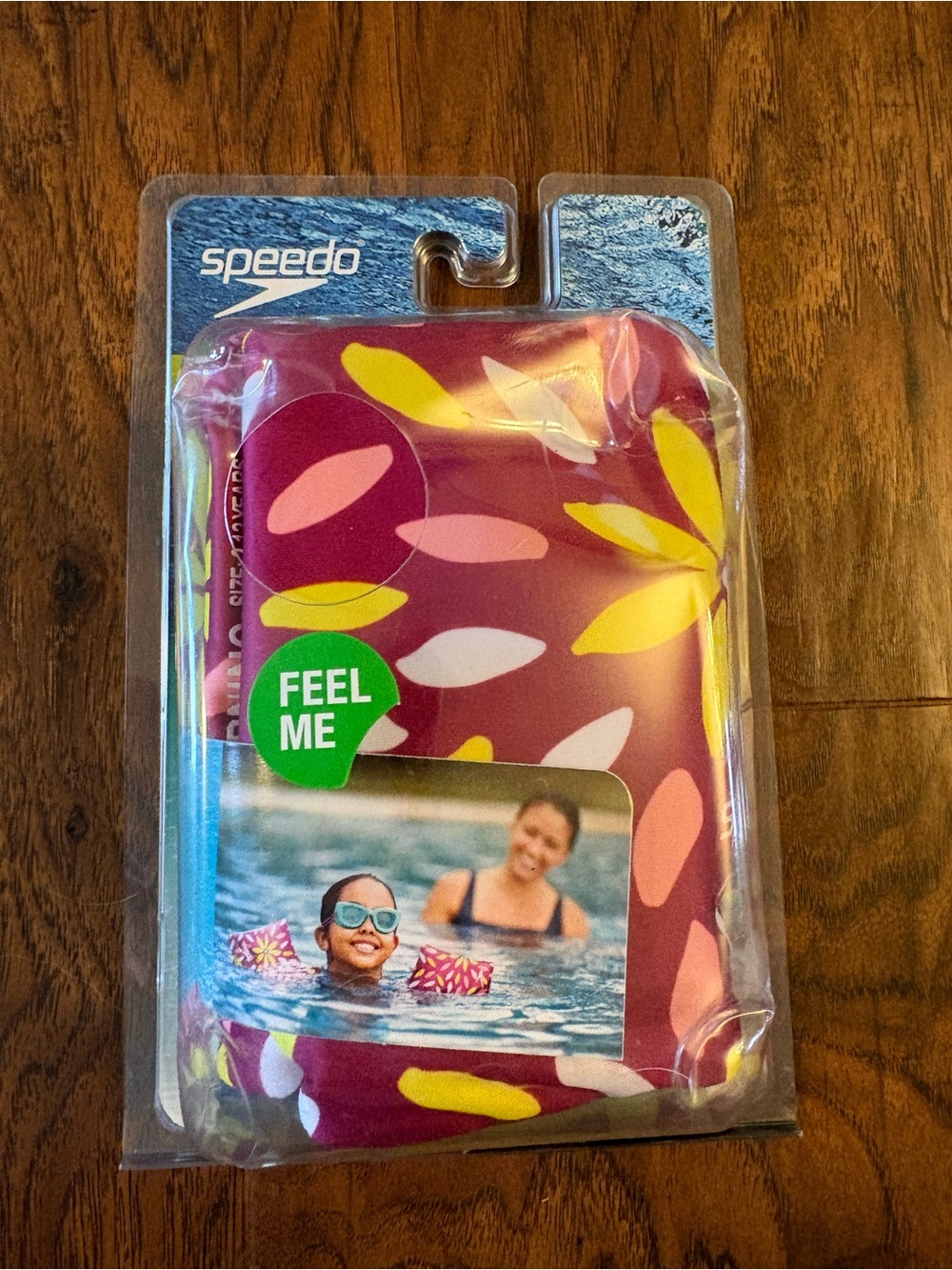 Brand New Speedo Fabric Arm Bands